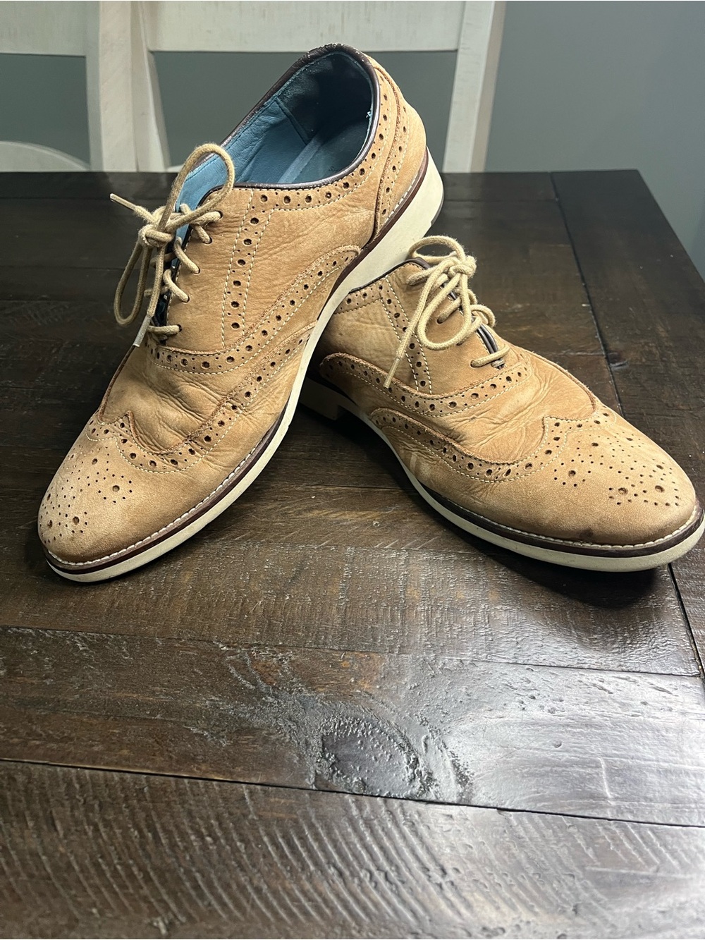 Johnson and Murphy Classic Men's Wingtip Brogues in Tan 8
